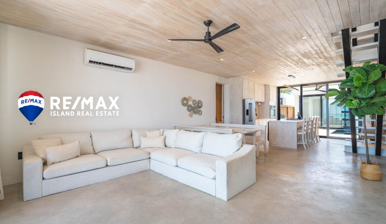 LISA-CAYE-CAULKER-HOME-RESIZED-WATERMARKED-32