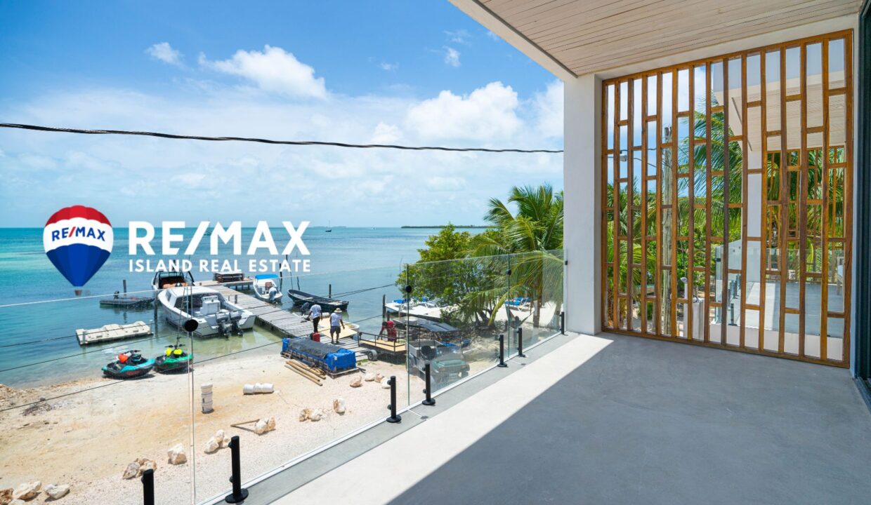 LISA-CAYE-CAULKER-HOME-RESIZED-WATERMARKED-38