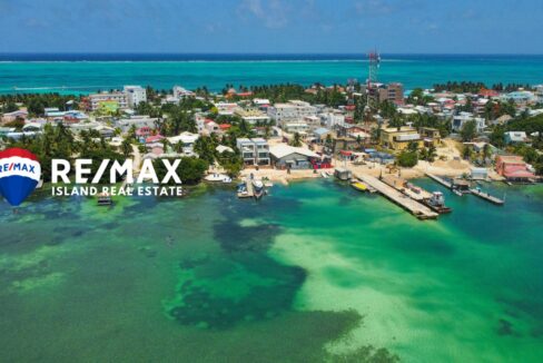 LISA-CAYE-CAULKER-HOME-RESIZED-WATERMARKED-39