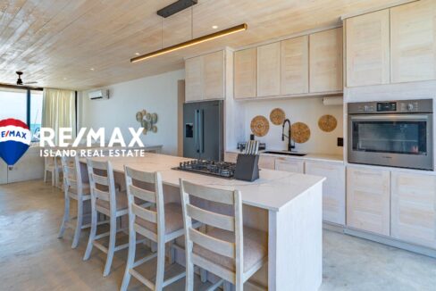 LISA-CAYE-CAULKER-HOME-RESIZED-WATERMARKED-7