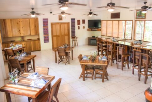 PB0004-Mariposa-Jungle-Lodge-Restaurant--800x0-c-center