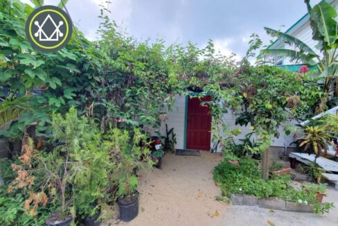 PB0020-Garden-800x0-c-center