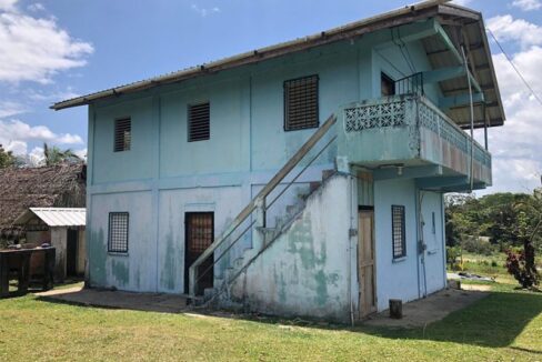 PF0013-50-Acres-Toledo-house1-800x0-c-center