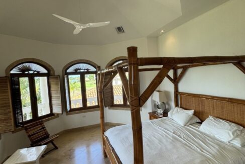 PH0008-Master-Bedroom-2-scaled-800x0-c-center