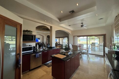 PH0009-Kitchen-1-scaled-800x0-c-center