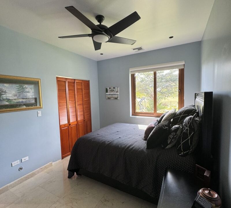 PH0009-Middle-Bedroom-Pool-view-scaled-800x0-c-center