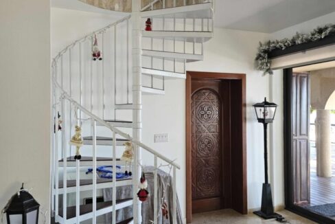 PH0011-Circular-Stairs-768x1024