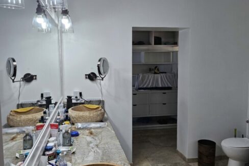 PH0011-En-suite-bathroom-768x1024