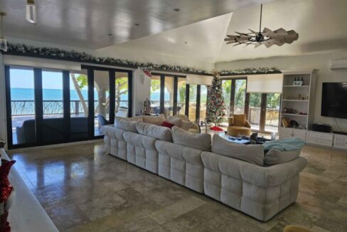 PH0011-Living-Room-768x576