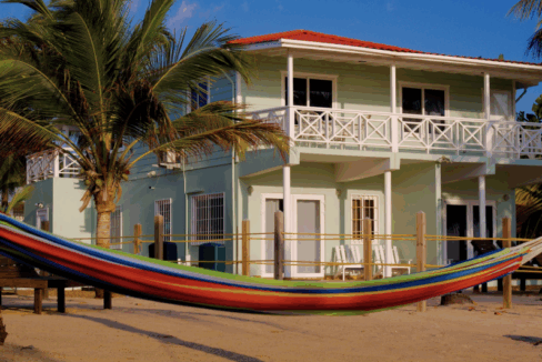 PH0015-Hibiscus-Income-Beachfront-Rental-800x0-c-center