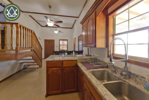 PH0016-Spec-House-kitchen-sink-copy-800x0-c-center