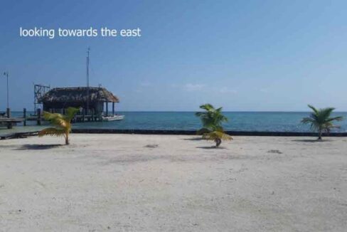PI0007-Water-Caye-island-Beach-view-2-800x0-c-center