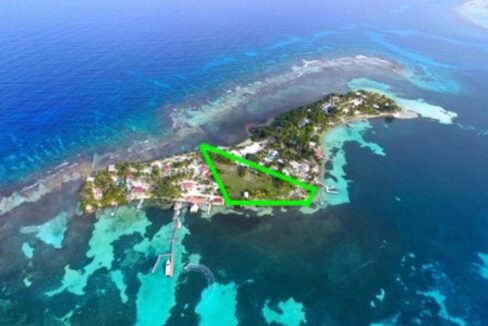 PI0021-1.5-Acres-South-water-caye-Outlined-800x0-c-center