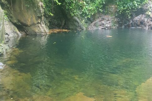 PL0010-deep-side-of-waterfall-800x0-c-center