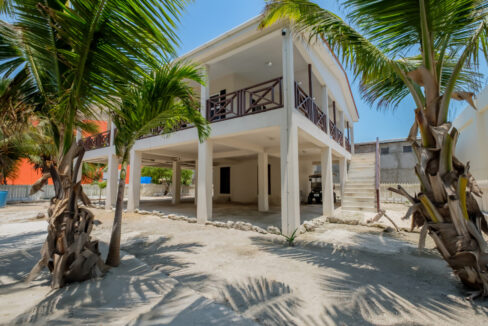 Tres-Cocos-Luxury-Home-May_2025-LIGH6136-HDR
