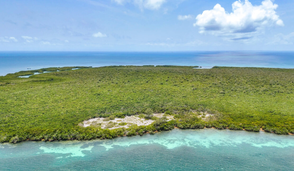 Water20Caye20Private20Island20For20Sale20in20Belize20Vista20Real20Estate2012