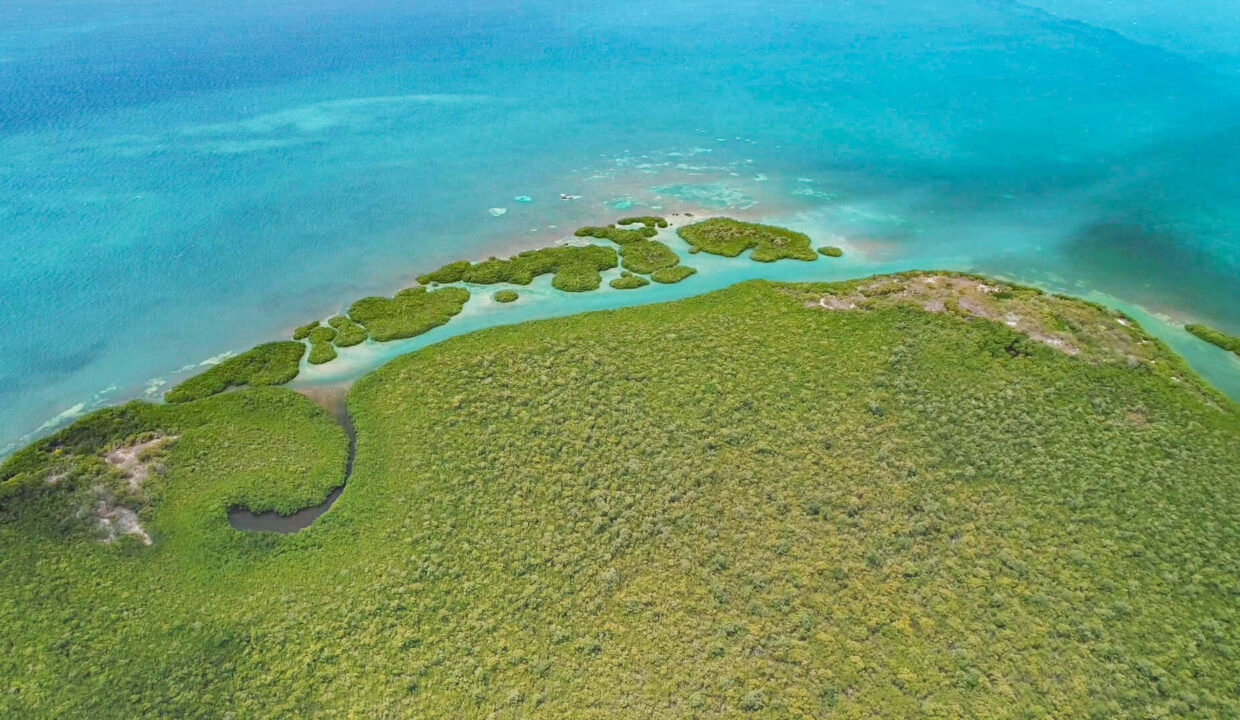 Water20Caye20Private20Island20For20Sale20in20Belize20Vista20Real20Estate2021