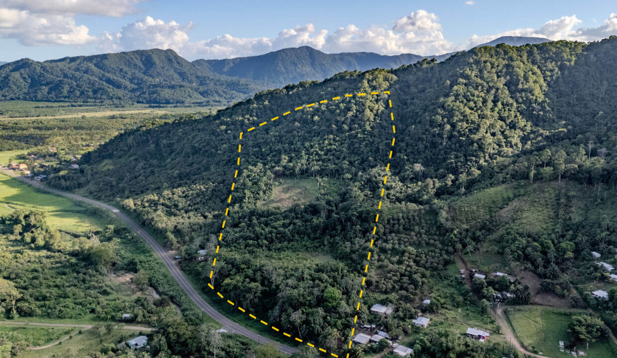 2620Acres20Hummingbird20Highway20Middlesex2002