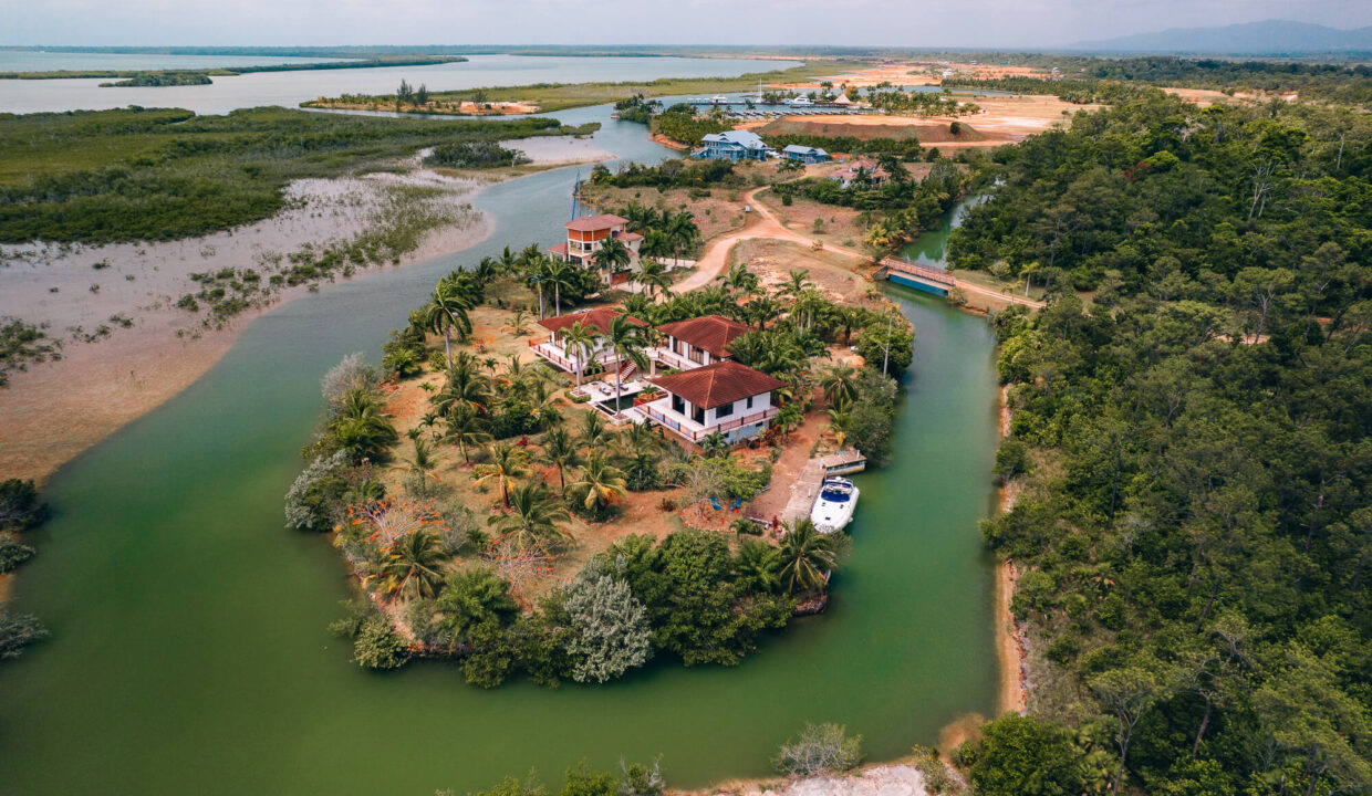Bella20Serena20Waterfront20Villa20Sanctuary20Belize2003