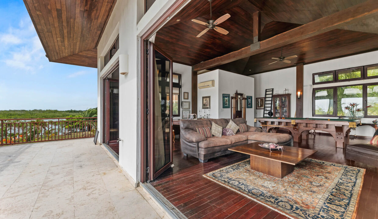 Bella20Serena20Waterfront20Villa20Sanctuary20Belize2029