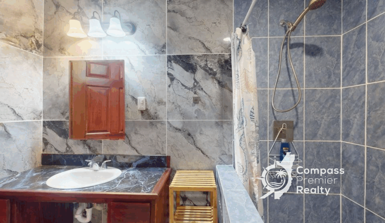 Blue-Water-Beach-Resort-Unit-B1-15