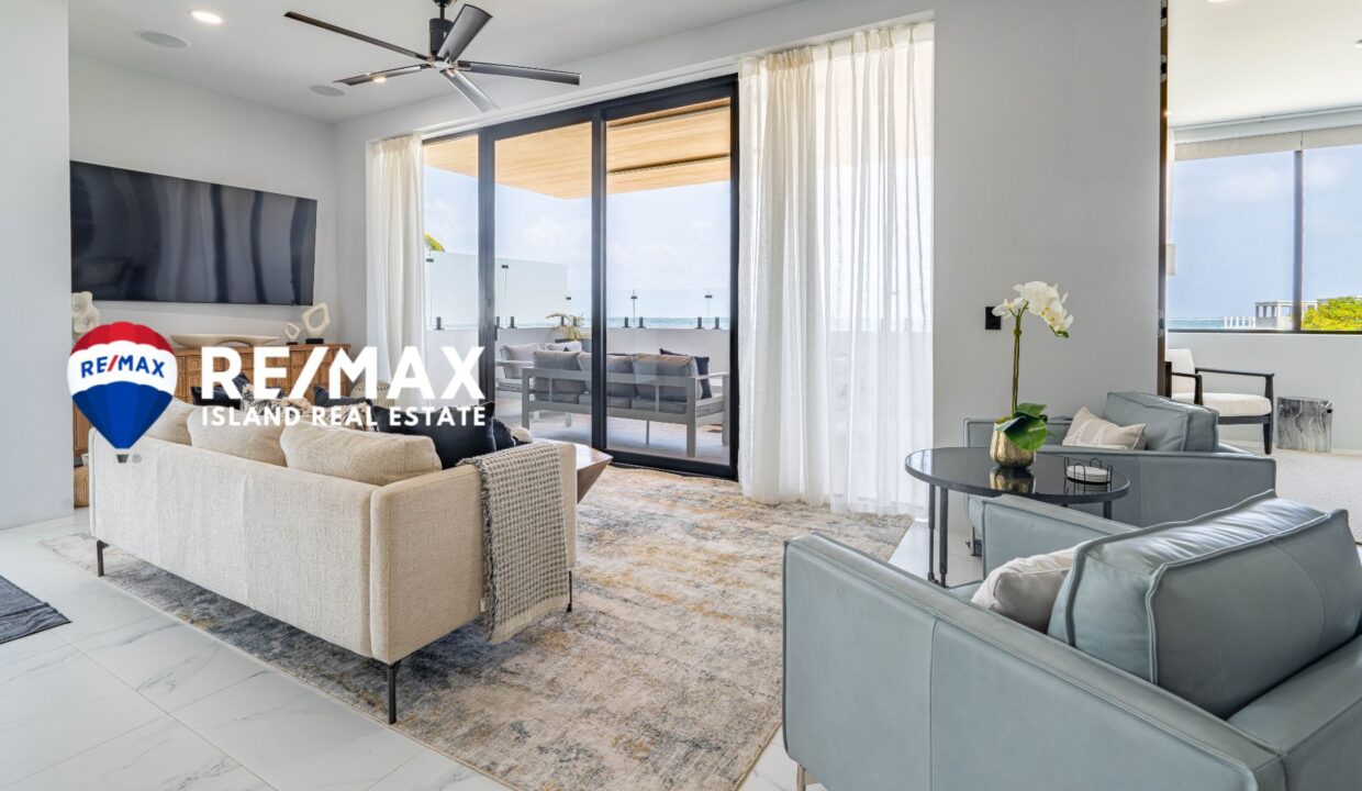 CLEAR-WATER-BEACHFRONT-VILLA-KRISTIAN-RESIZED-WATERMARKED-3