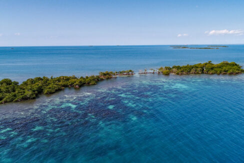 South20Saddle20Caye20Private20Island20Placencia20Belize2001