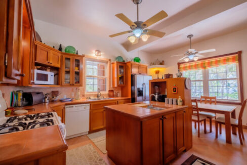 Top-Hat-May_2025-LIGH4253-HDR-640x427