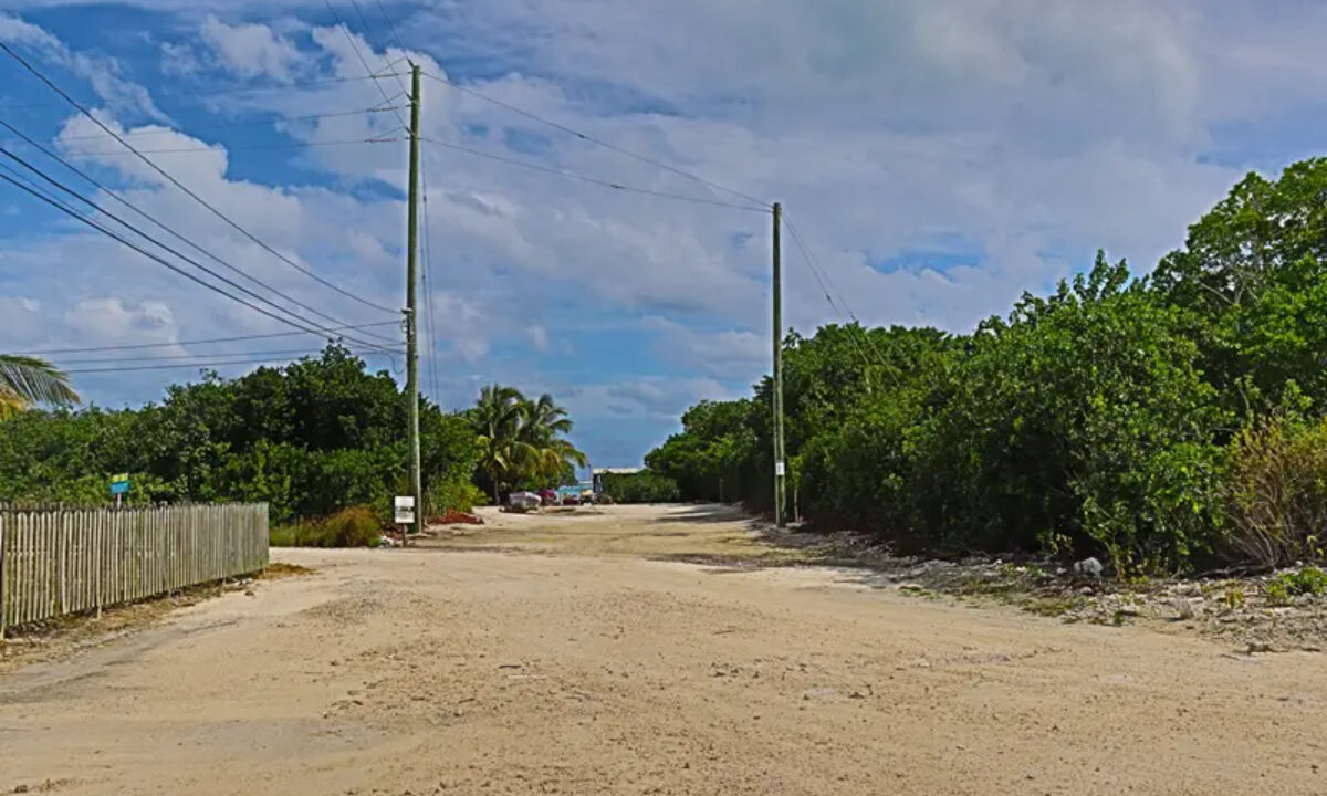 commercial_lot_near_blu_zen_025_caye_caulker_belize-1