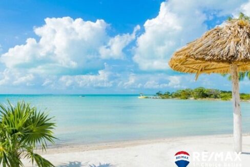 1717_A_PrivateBeachClub_21080x675
