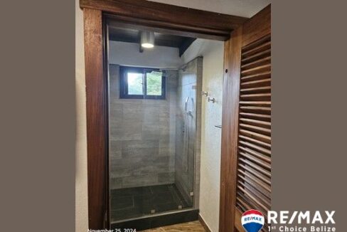 3050_THFullBath3.3