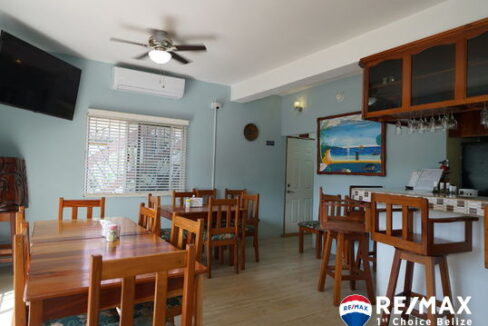 3185_Dining