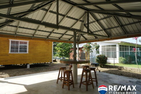 3185_Patio