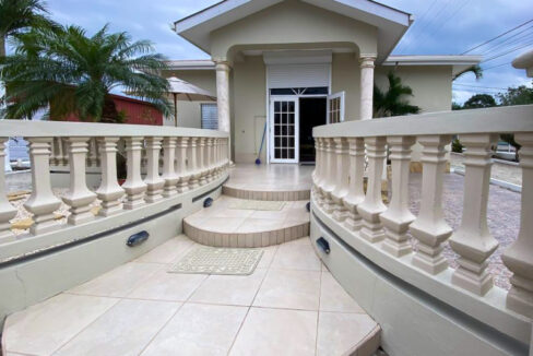 Belmopan-Victoria-Peak-St-10