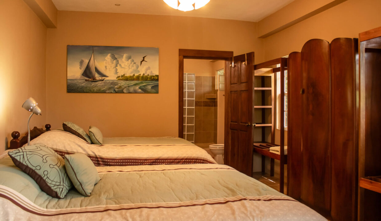 Hilltop20Villa20Caye20Mountain20View20San20Antonio205020Acres20Belize2032