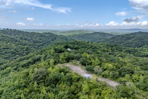Hilltop20Villa20Caye20Mountain20View20San20Antonio205020Acres20Belize2039