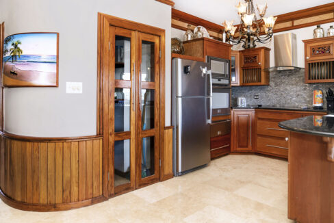 O23-Condo-21-15_web_web