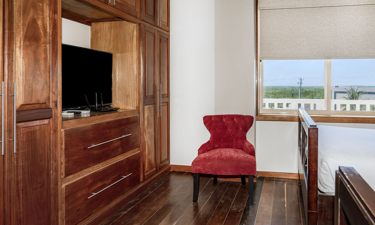 O23-Condo-21-22_web_web