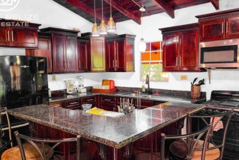 PB0019-Caribbean-shores-Kitchen-1170x600-c-center
