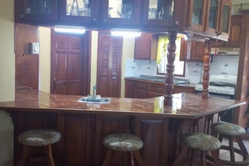 PH0054-house-for-sale-witha-bar-area-800x0-c-center