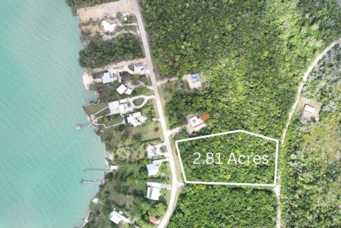 PL0180-2_81-Acres-near-the-Caribbean-Sea-1740x960-c-center