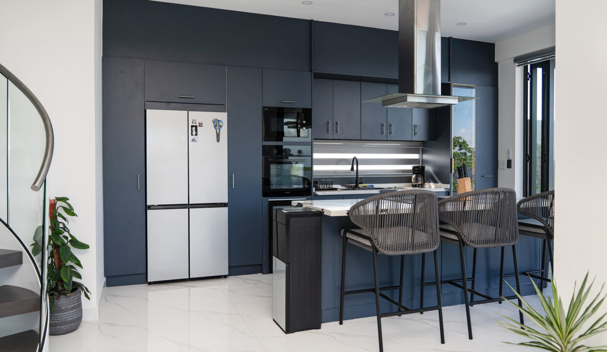 South-Condo-16