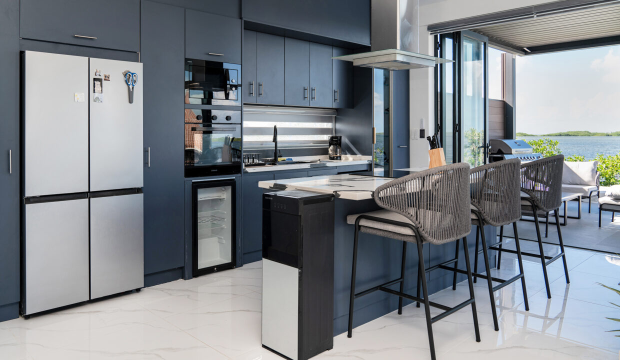 South-Condo-17