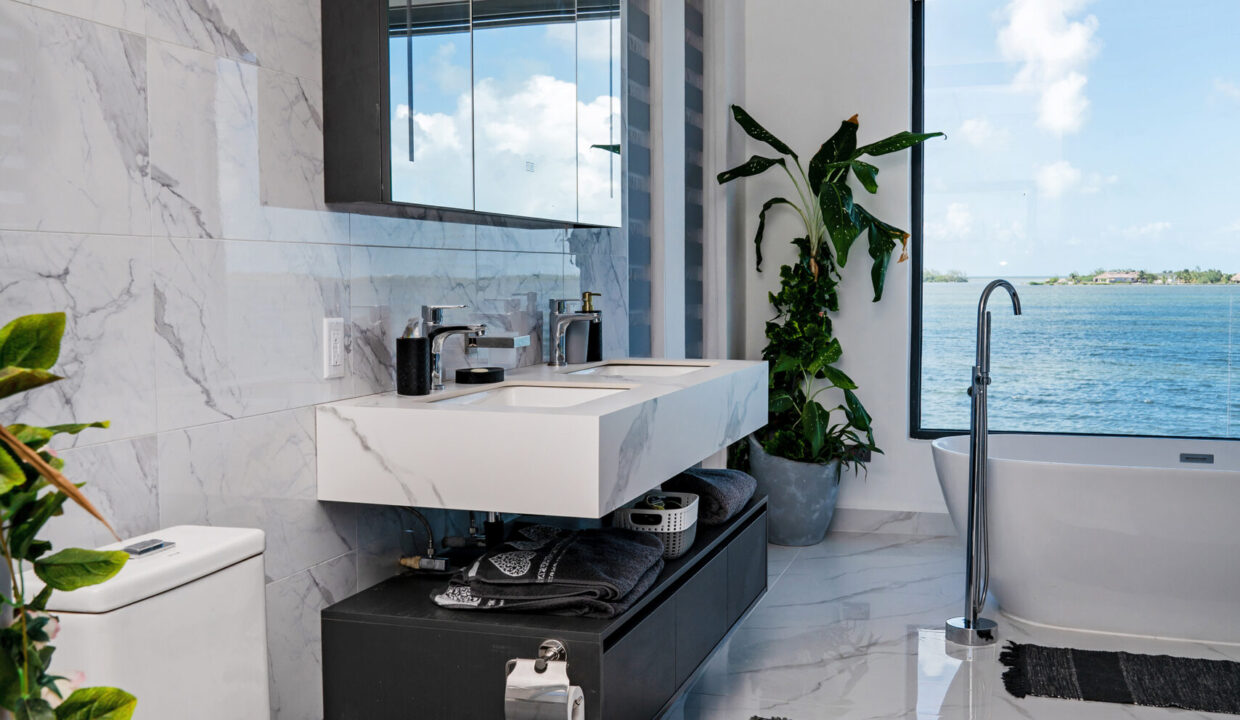 South-Condo-76-scaled