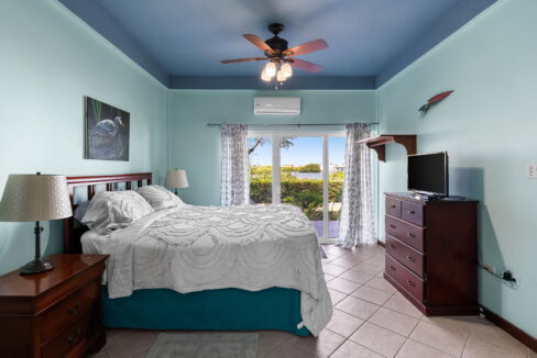 009-Mara-Laguna-Property-San-Pedro