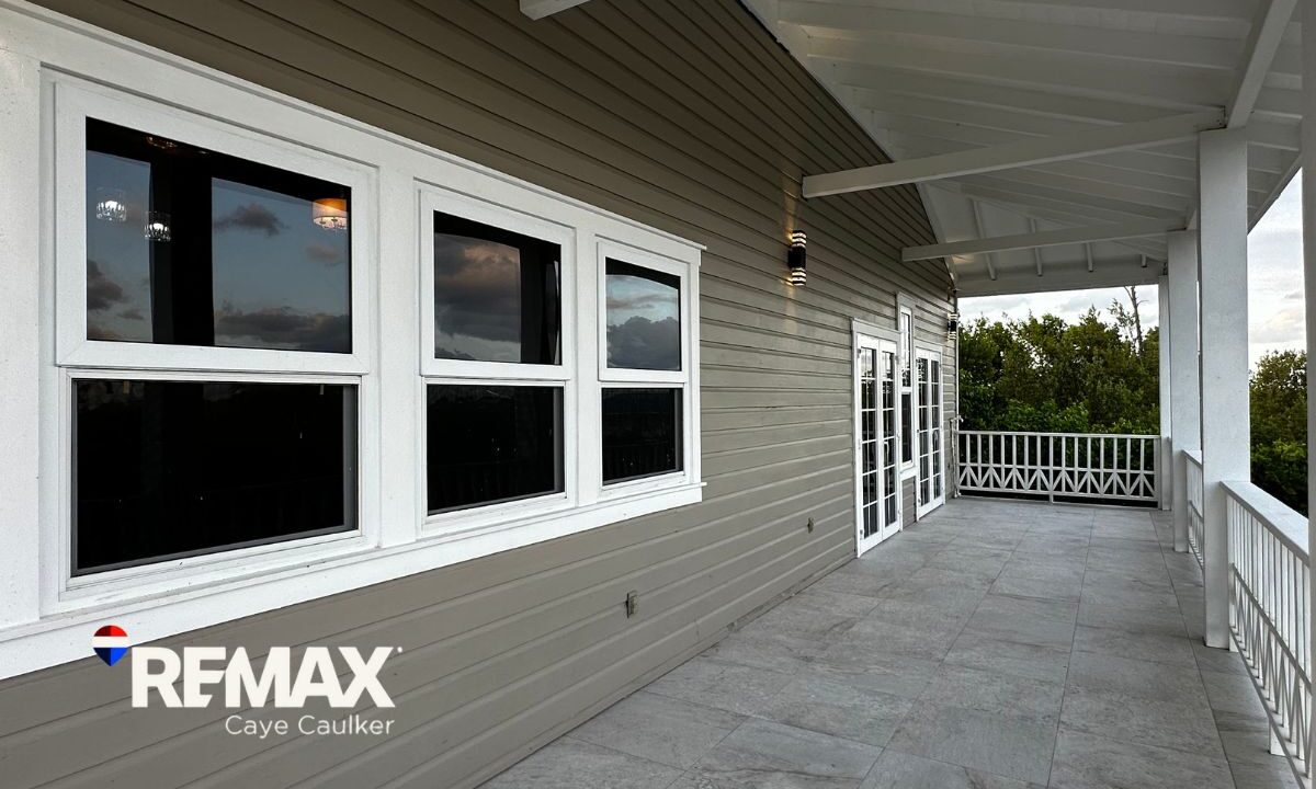 1082-upstairs-porch-2