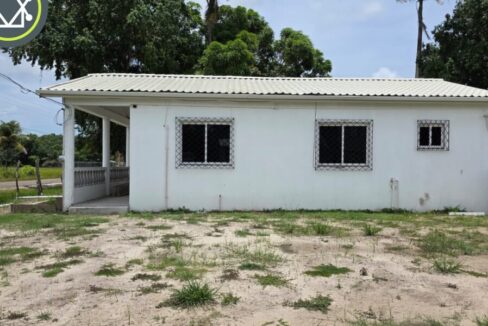 2-bedroom-house-in-Burrel-Boom-1170x600-c-center