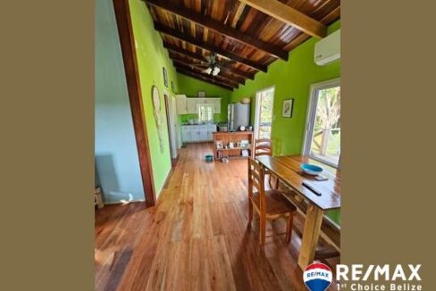 3308_diningandkitchen