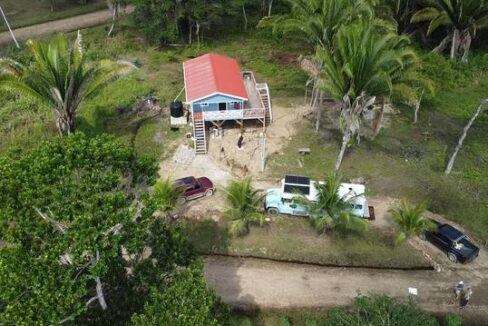 3308_overheaddronehouse