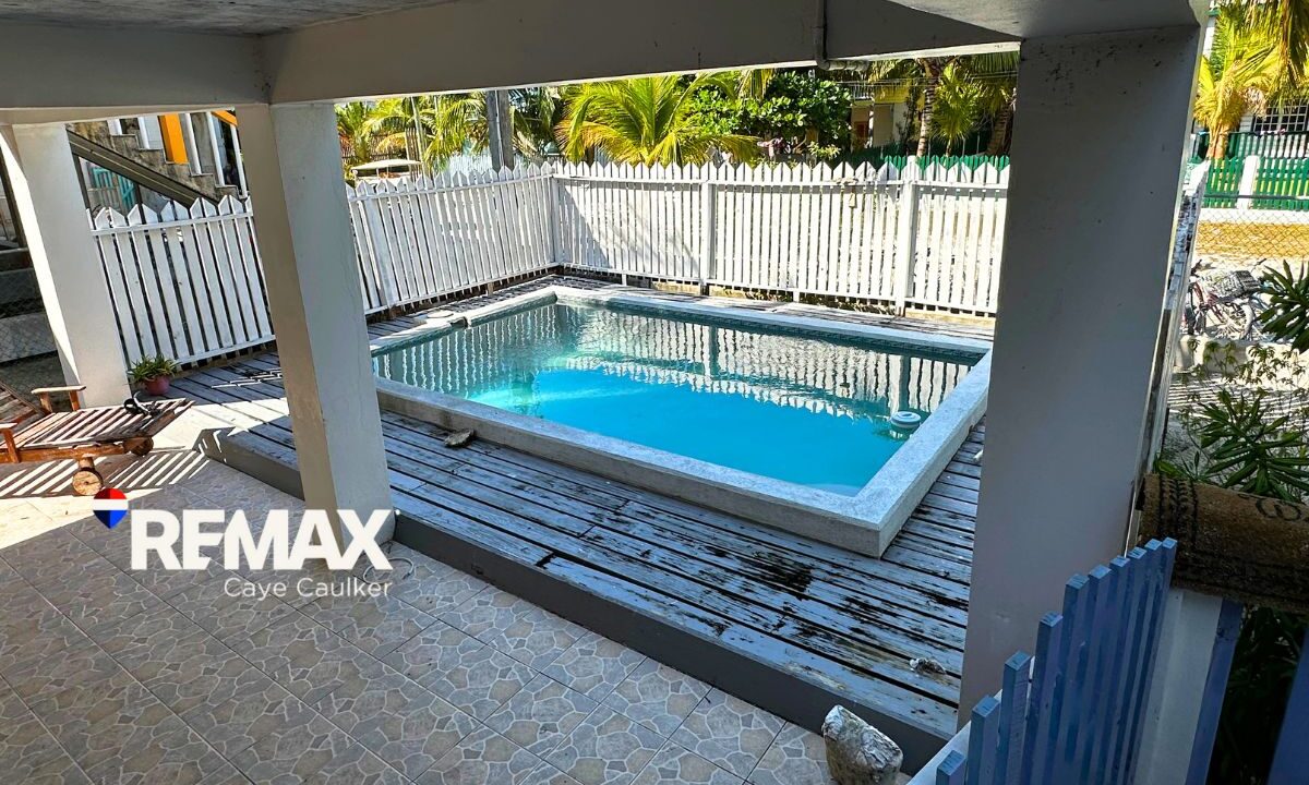 519-Pool-_-Downstairs-Porch